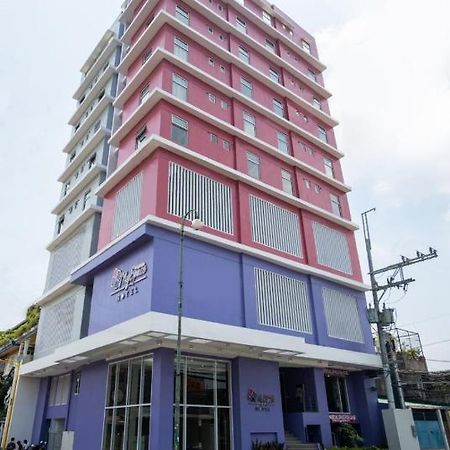 Myspace Hotel Comembo Taguig Bagian luar foto