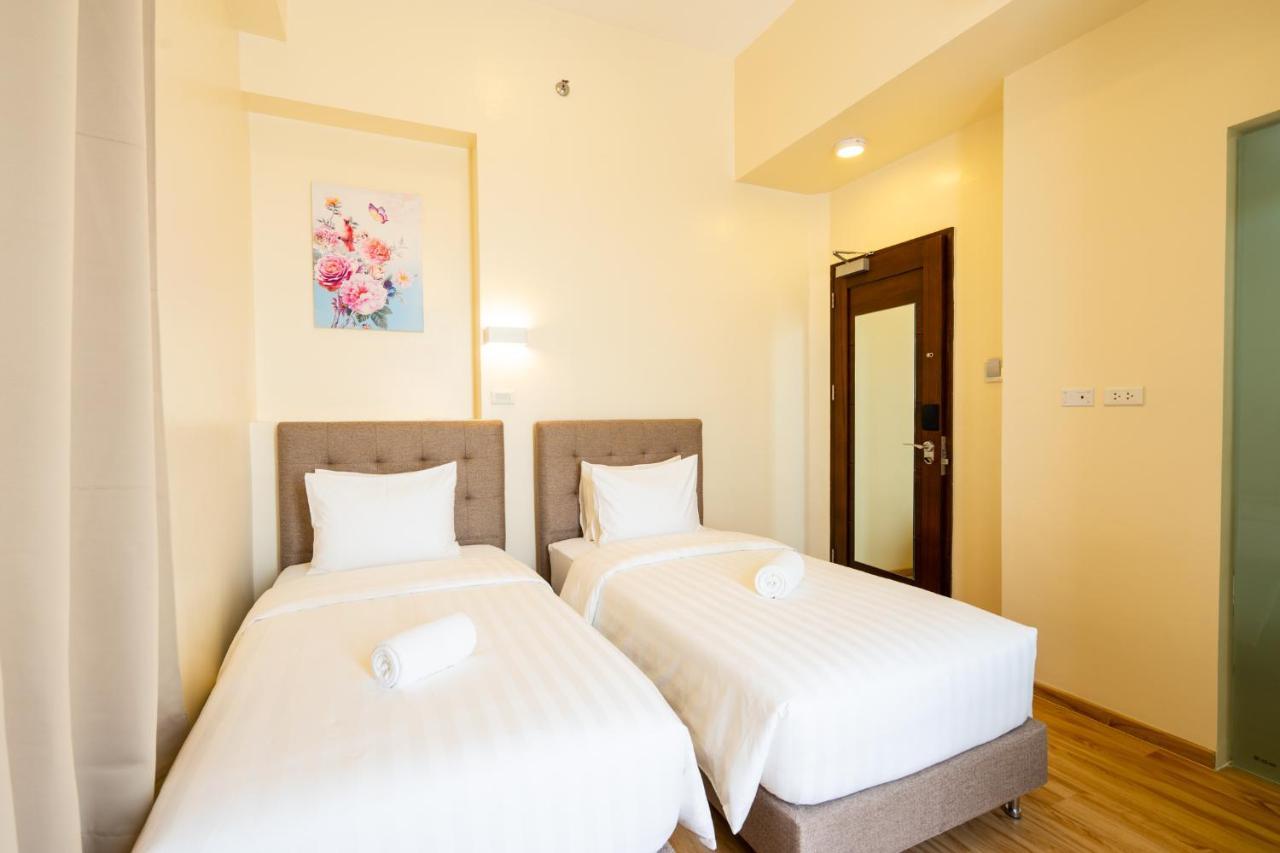 Myspace Hotel Comembo Taguig Bagian luar foto