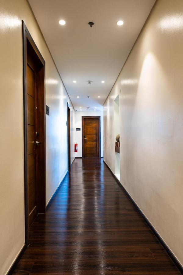 Myspace Hotel Comembo Taguig Bagian luar foto