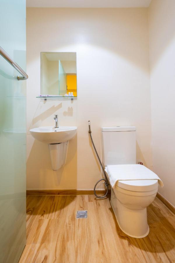 Myspace Hotel Comembo Taguig Bagian luar foto
